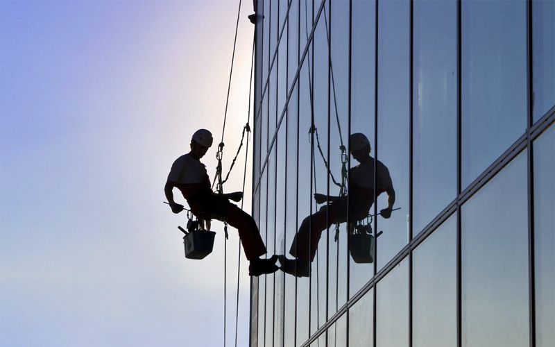 abseiling-service